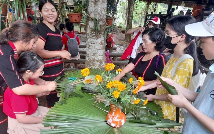 chuoi hoat dong chao xuan 2023 tai lang van hoa  du lich cac dan toc viet nam hinh 1