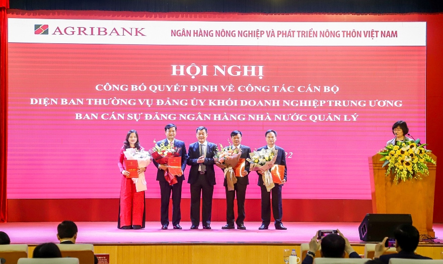 cong bo quyet dinh nhan su cap cao agribank hinh 2