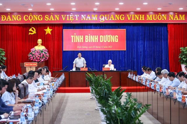 thu tuong pham minh chinh lam viec voi ban thuong vu tinh uy binh duong hinh 2