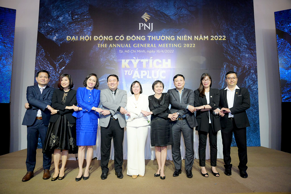 pnj xuat sac nam trong top 5 doanh nghiep niem yet quan tri tot nam 2022 hinh 3