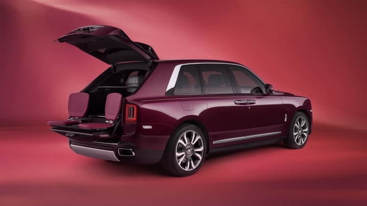 rolls royce ra mat phien ban cullinan inspired by fashion hinh 10