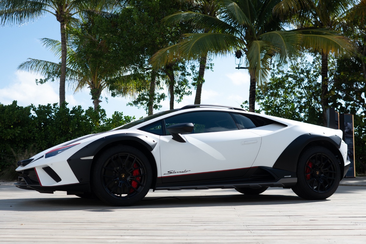 can canh sieu xe dia hinh lamborghini huracan sterrato hinh 13