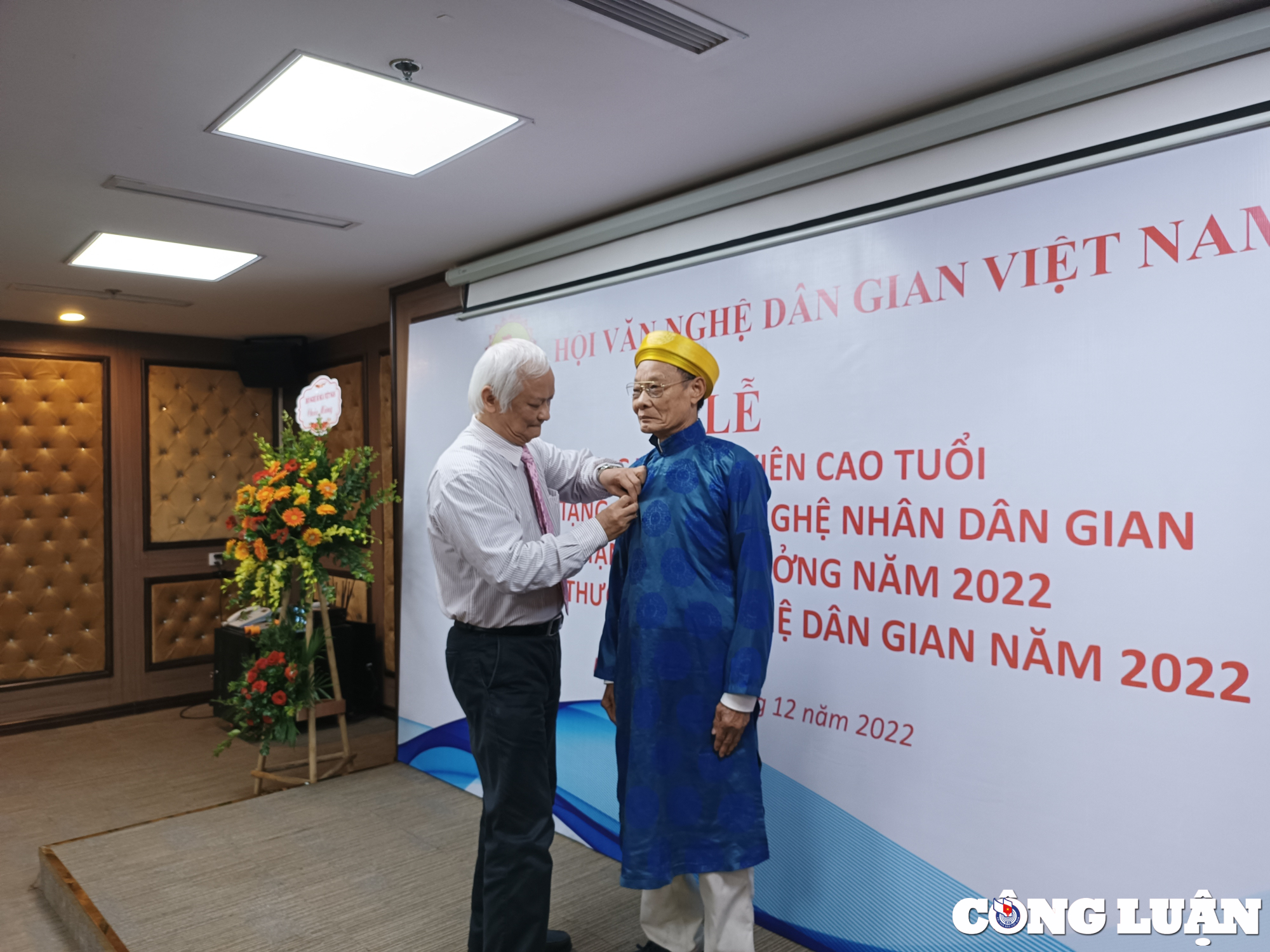 trao giai va ton vinh cac nghe nhan dan gian viet nam nam 2022 hinh 2