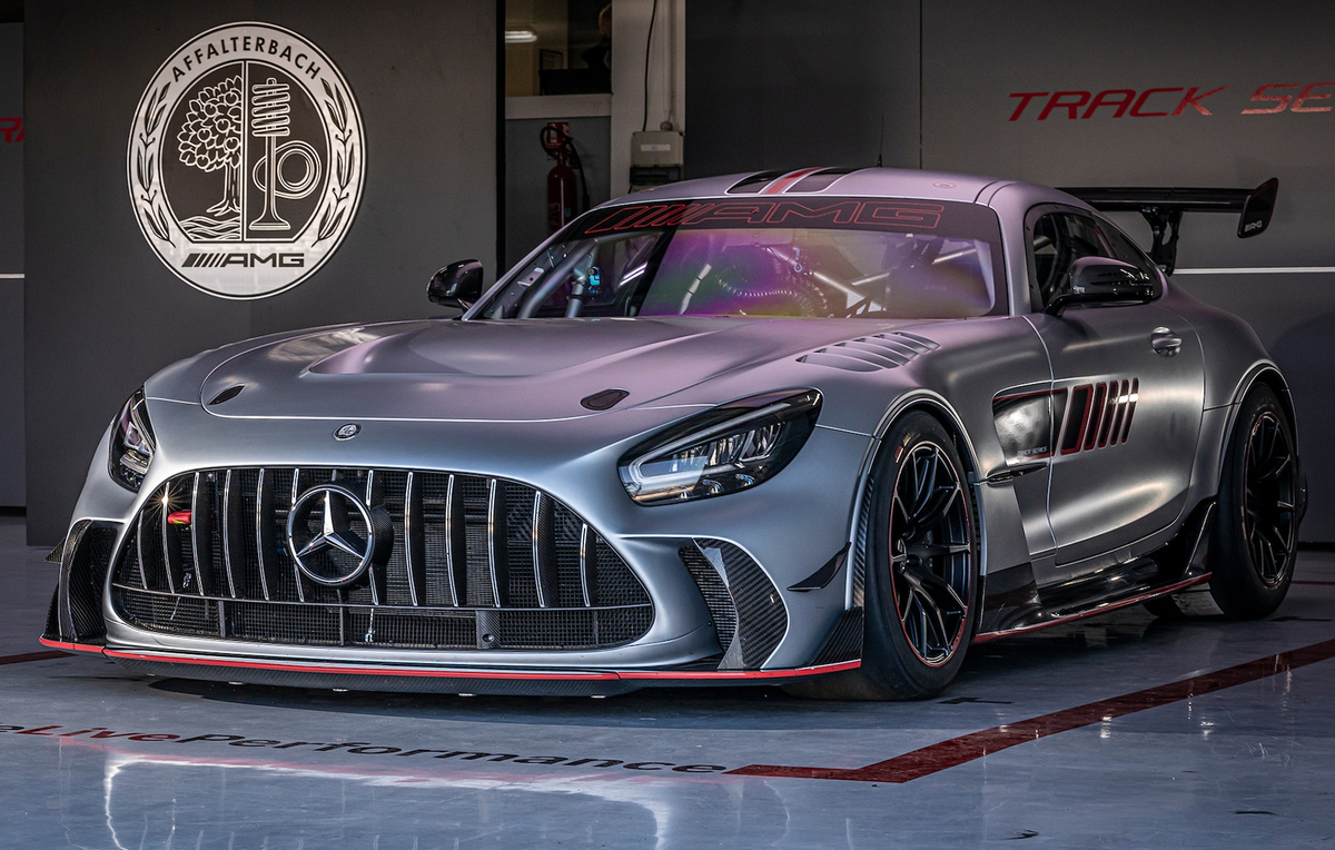 loat sieu xe mercedes amg gt track series dau tien duoc ban giao hinh 4