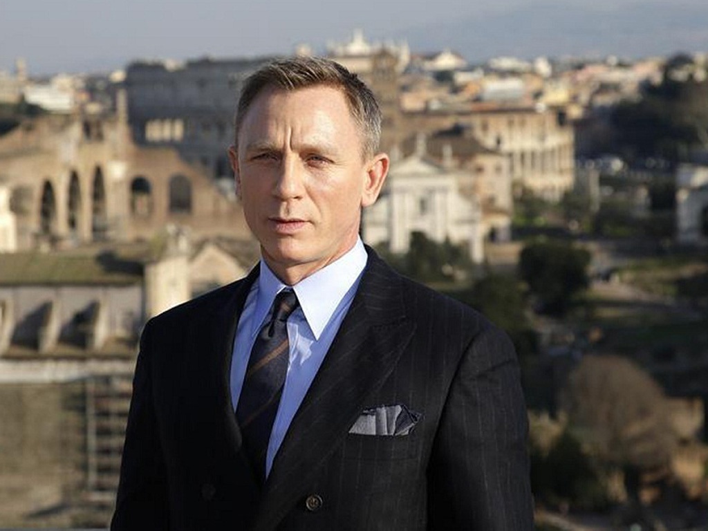 daniel craig tu diep vien sang tham tu dong tinh hinh 3