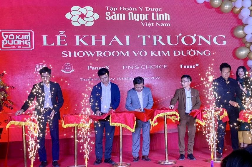 khai truong showroom vo kim duong sam ngoc linh tai tp thanh hoa hinh 1