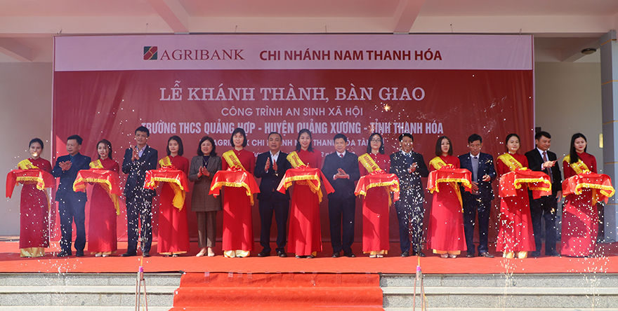 agribank tai tro 100 kinh phi xay dung truong thcs quang hop quang xuong thanh hoa hinh 4