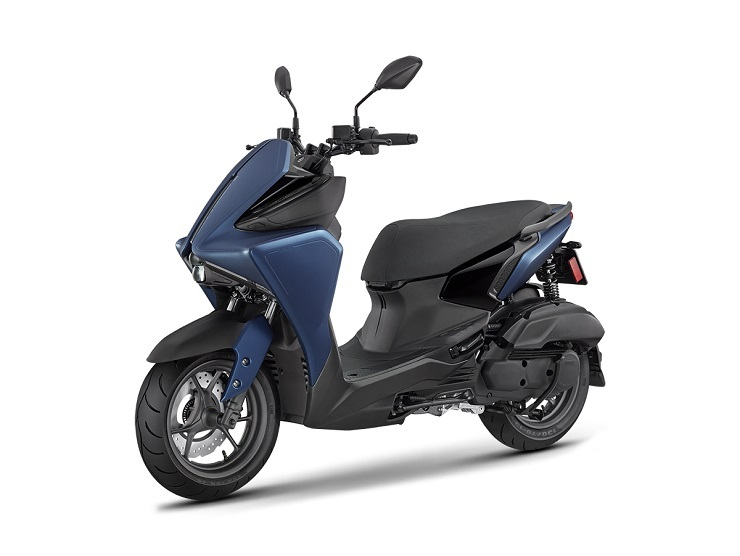 yamaha augur 155 vva ra mat so huu thiet ke doc dao trang bi xin xo hinh 1