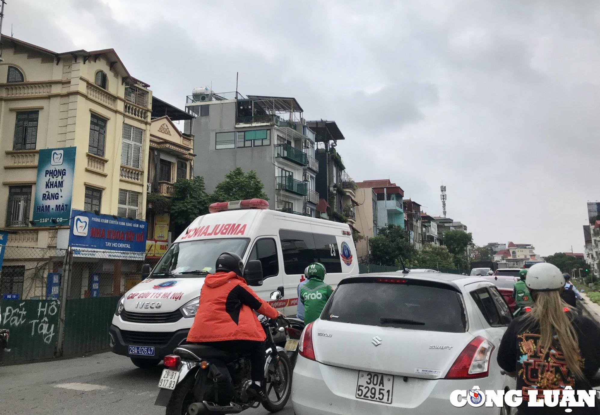 ha noi khong de xay ra un tac giao thong tren tuyen duong au co xuan dieu hinh 1