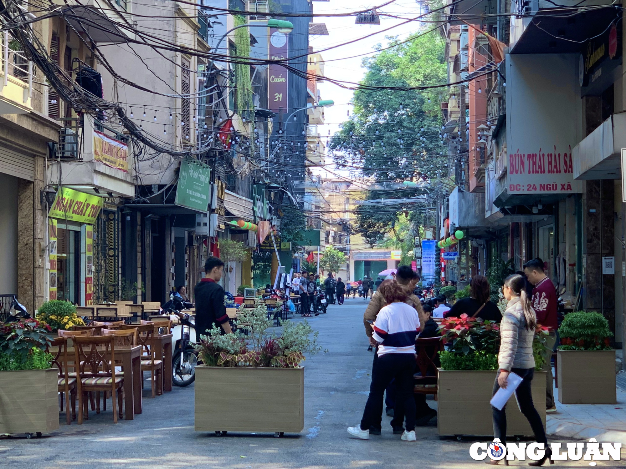 pho am thuc dem dao ngoc  ngu xa san sang di vao hoat dong hinh 19