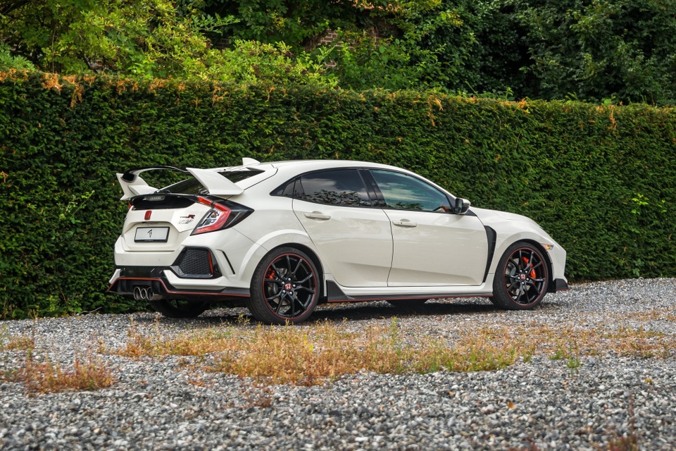 honda civic type r gt cua nha vo dich f1 co gia 80000 usd hinh 2