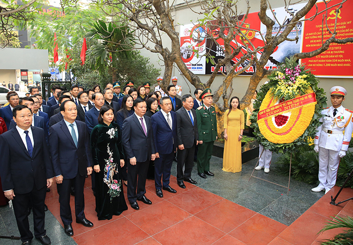 lanh dao tp ha noi dang huong tai dai tuong niem kham thien hinh 1