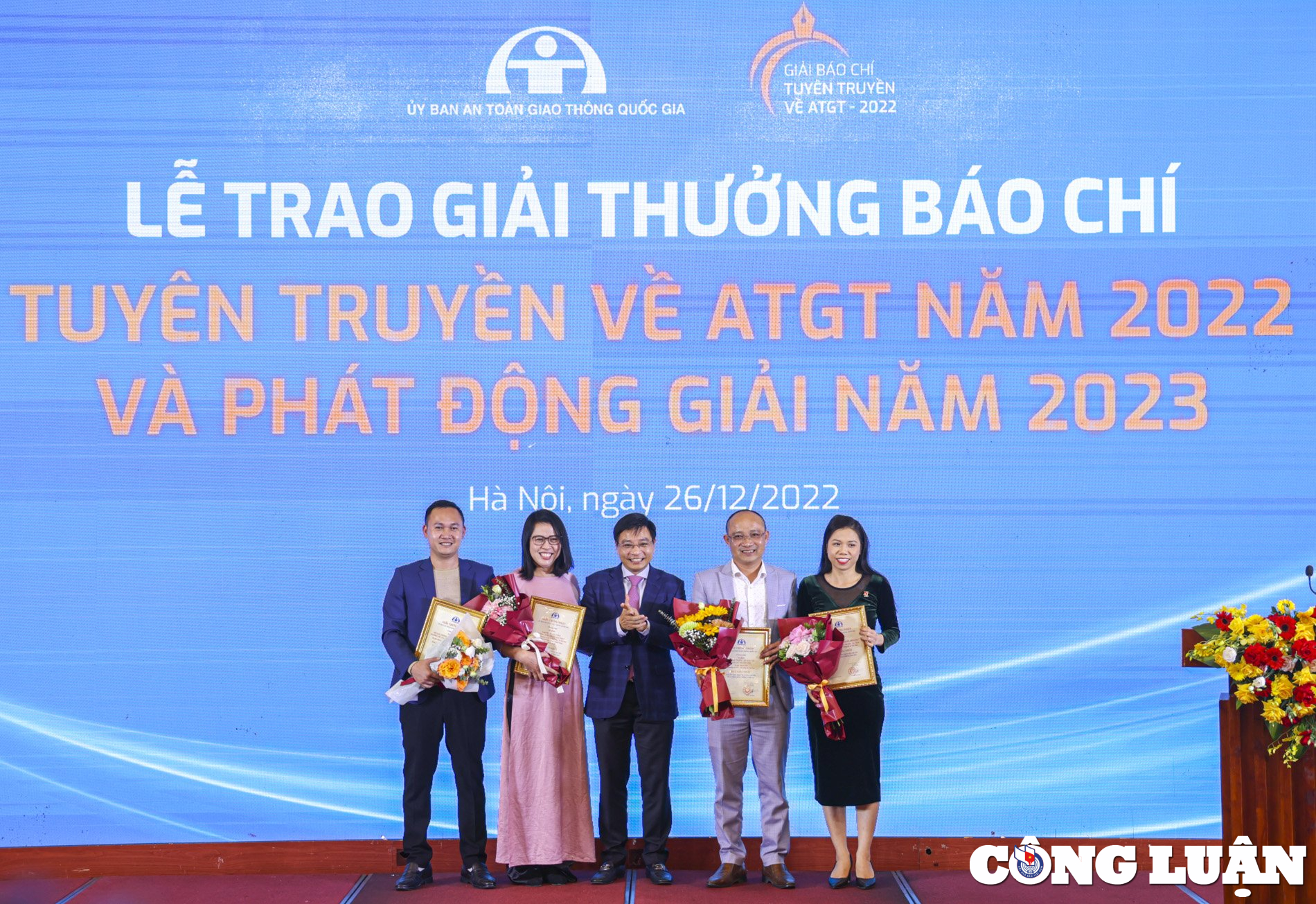 bao nha bao cong luan dat 3 giai thuong bao chi tuyen truyen ve an toan giao thong nam 2022 hinh 3