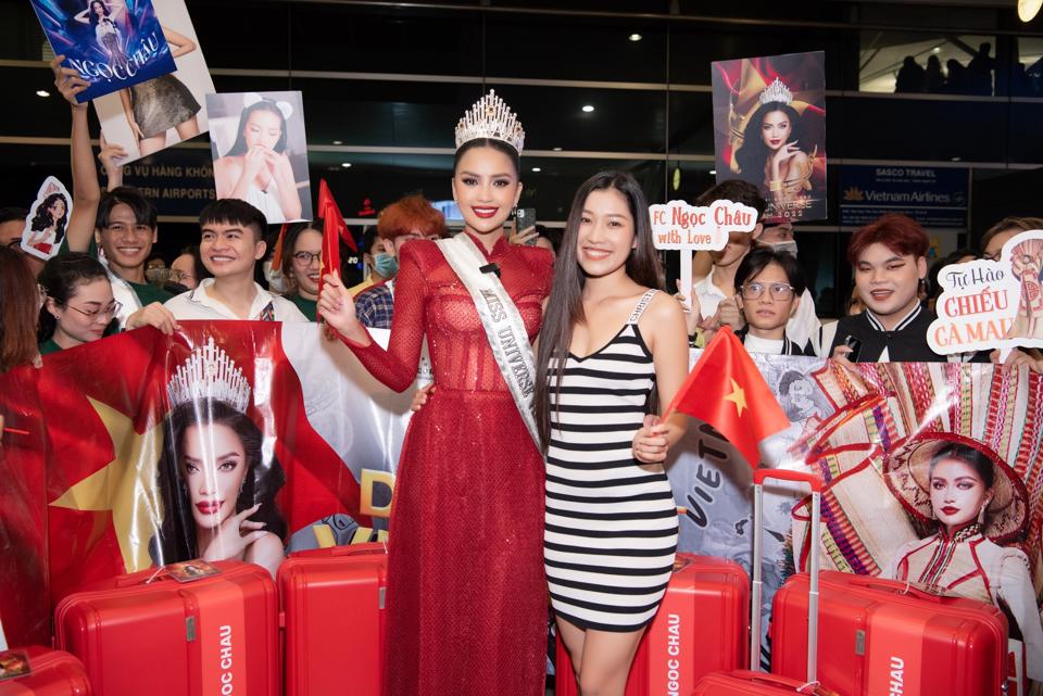 hoa hau ngoc chau len duong sang my tham du miss universe 2022 hinh 5