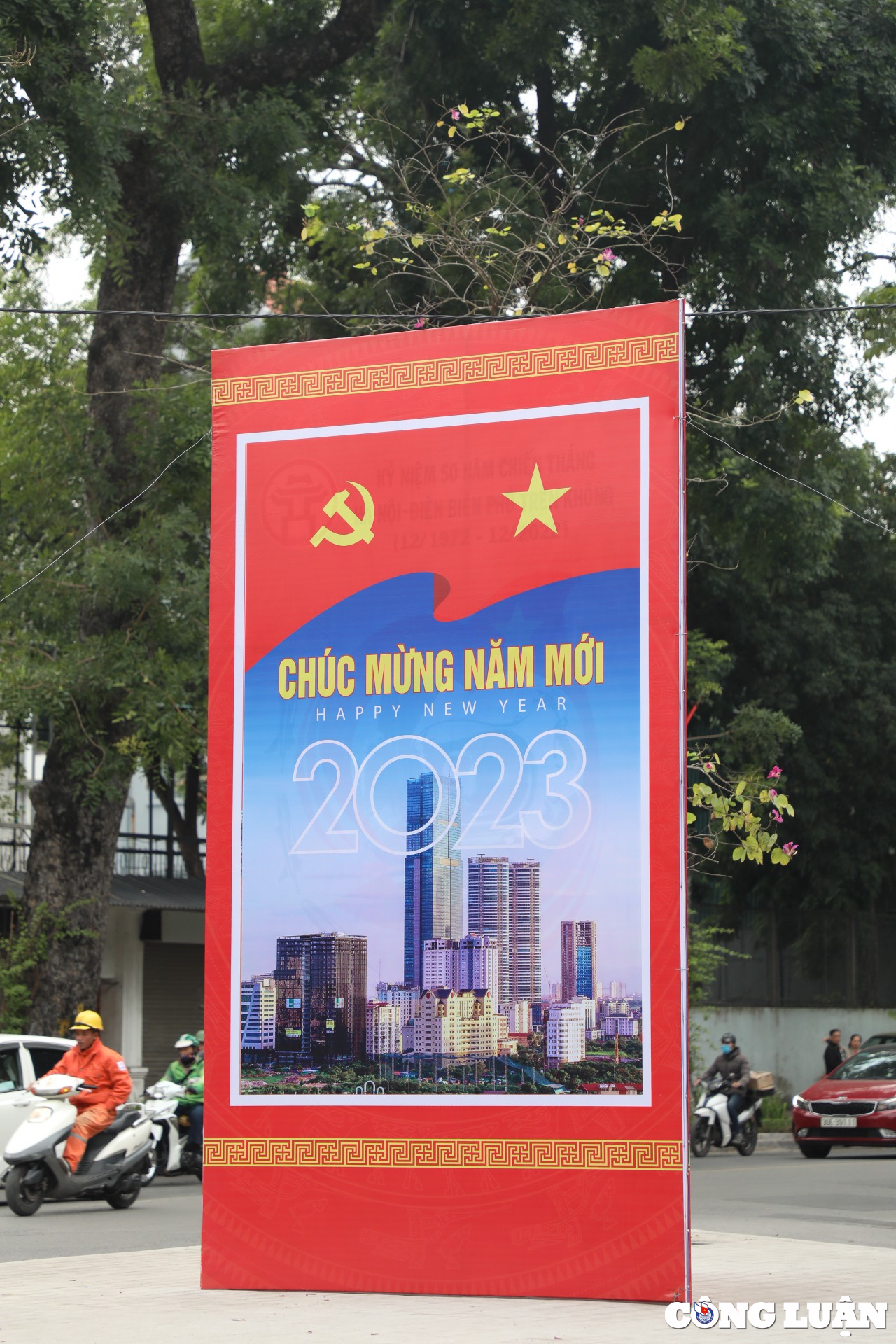 duong pho ha noi trang hoang trong nhung ngay dau nam moi 2023 hinh 12