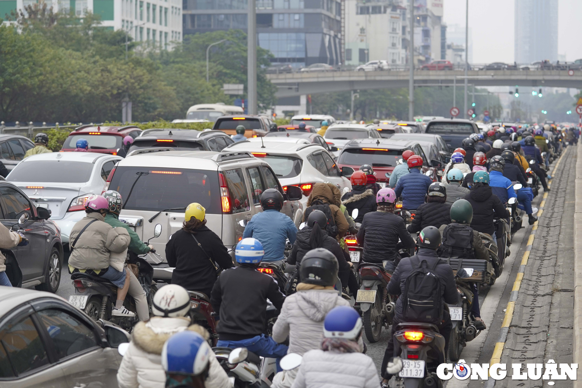 ha noi nhieu tuyen duong un tac ngay sau ky nghi tet duong lich hinh 5