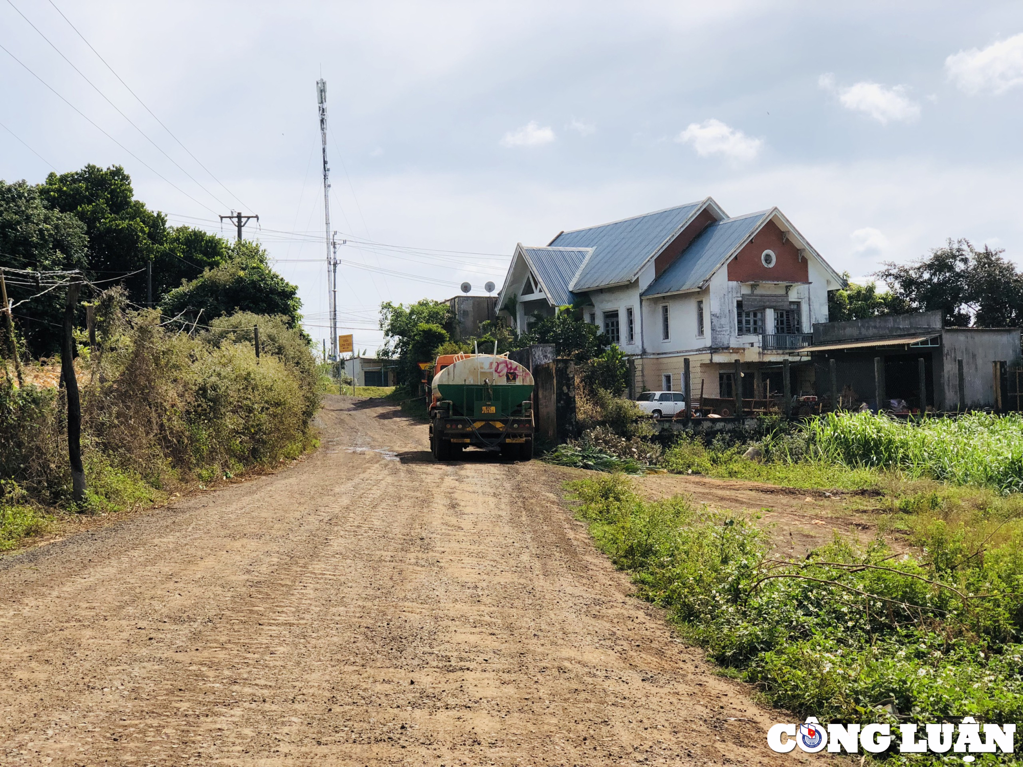 vuong giai phong mat bang con duong 320 ty o gia lai van ngon ngang cham tien do hinh 5