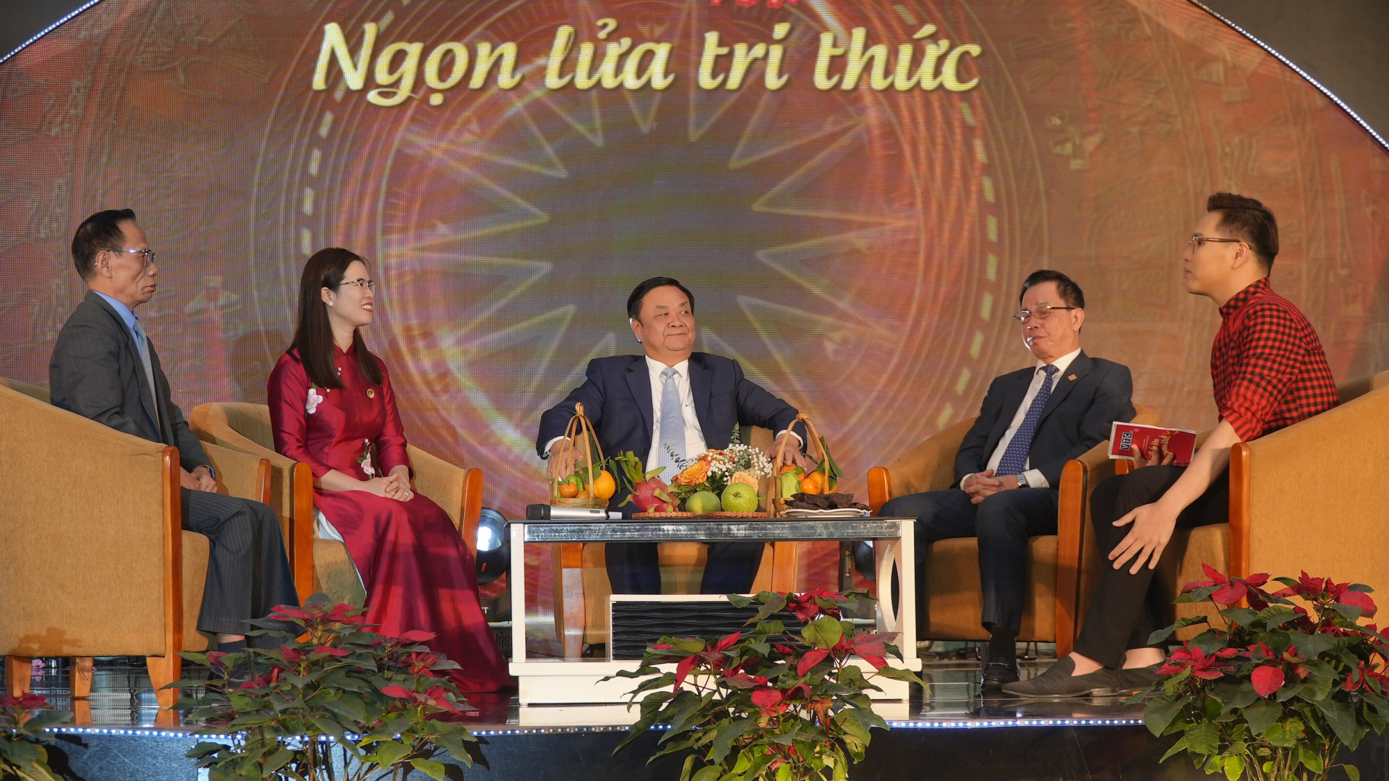 chuong trinh nghe thuat chao 2023 thap len ngon lua hinh 1