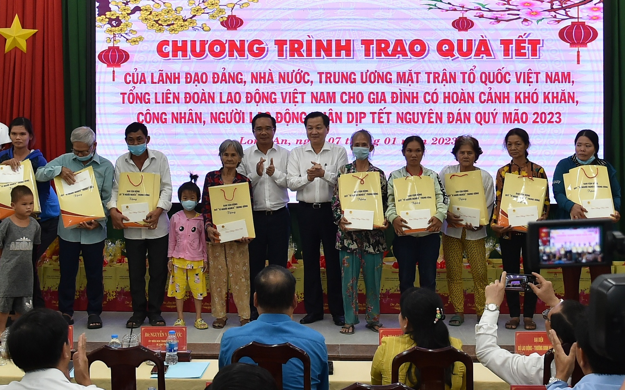 to chuc tet sum vay de cham lo thiet thuc hon cho cong nhan lao dong hinh 4