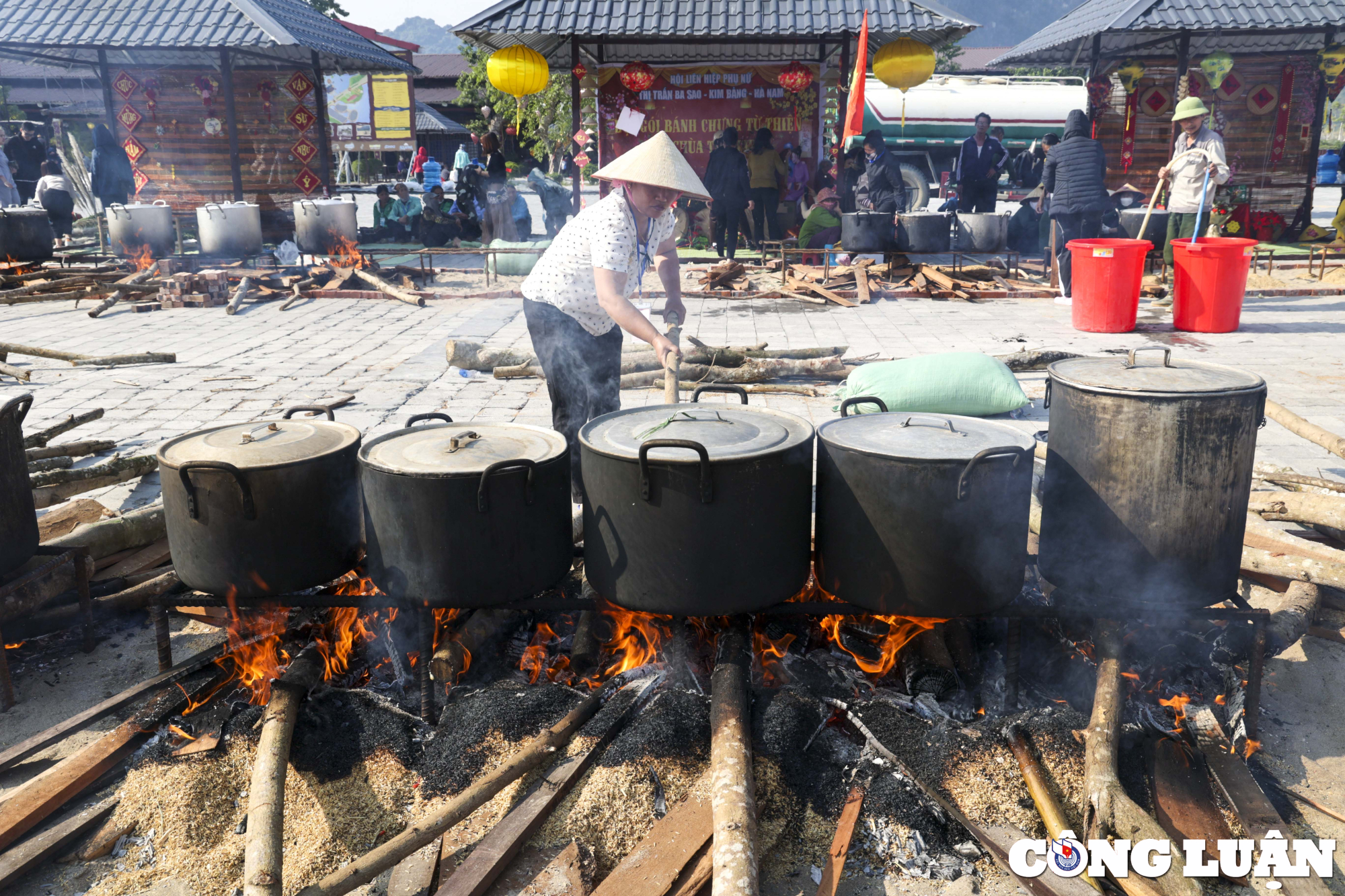 gan 3000 nguoi goi 10000 banh chung xanh tang nguoi ngheo hinh 8