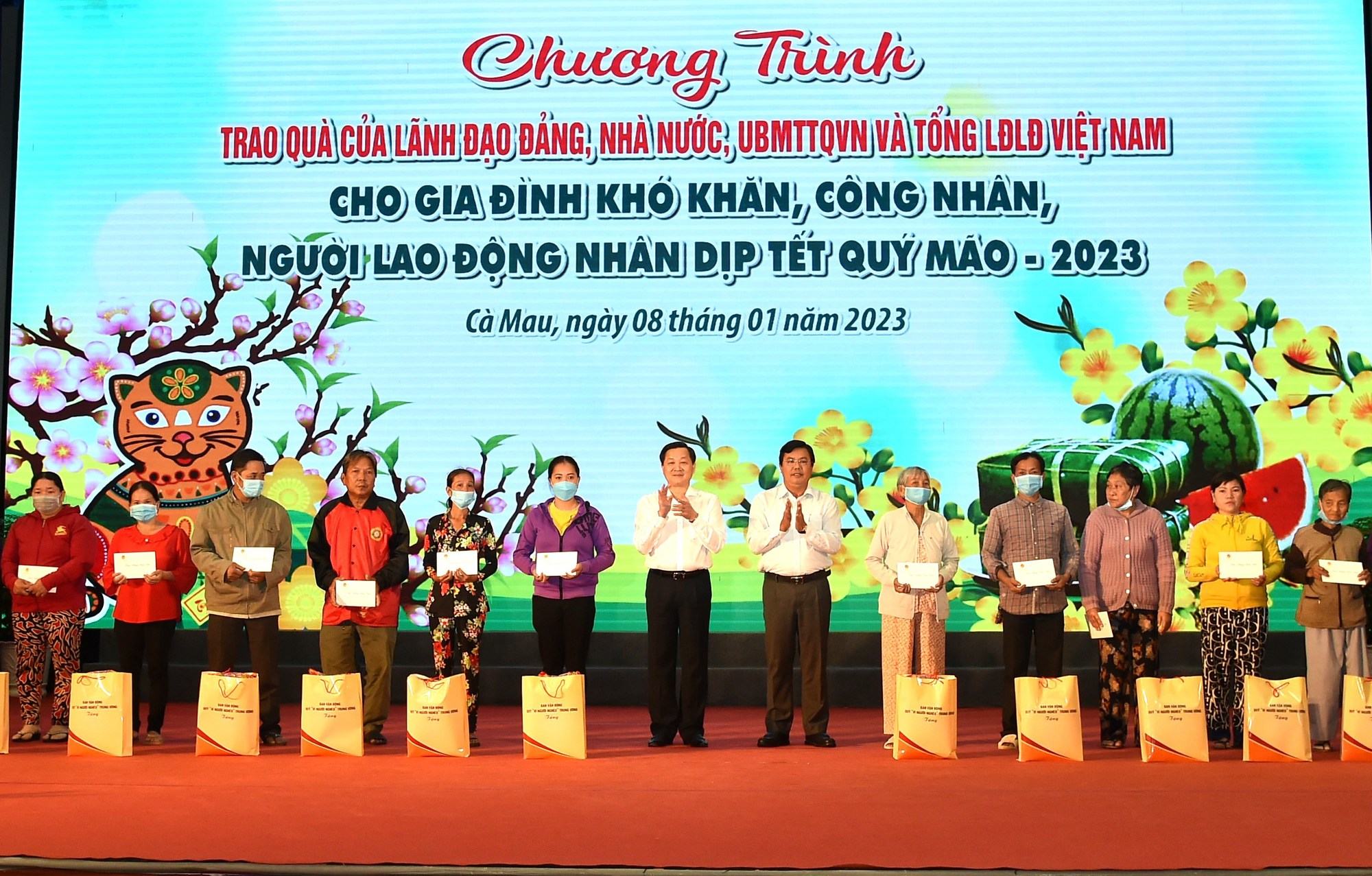 pho thu tuong le minh khai khong de bat cu gia dinh nao khong co tet hinh 4