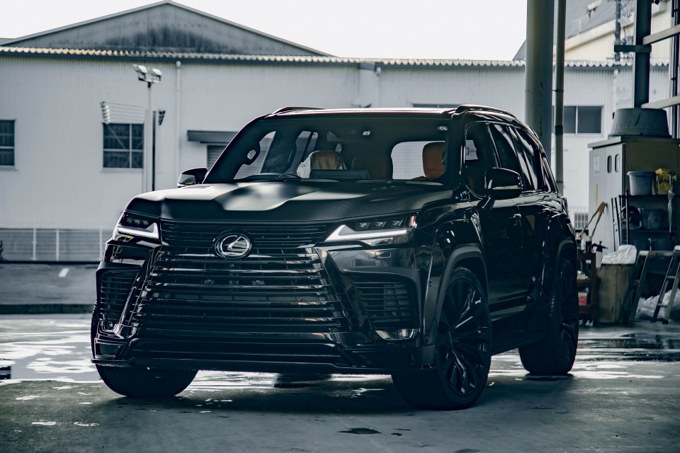 chi tiet lexus lx 600 liberty walk ban do than rong hinh 7