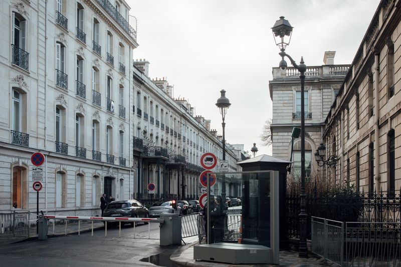 ty phu nguoi sec da mua nha cua tai phiet nga o paris hinh 1