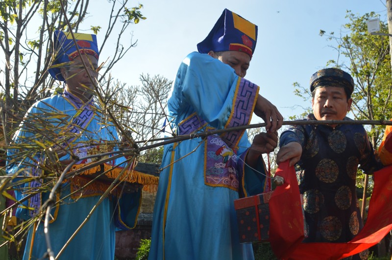 nghi le dung neu don tet trong hoang cung hue hinh 5