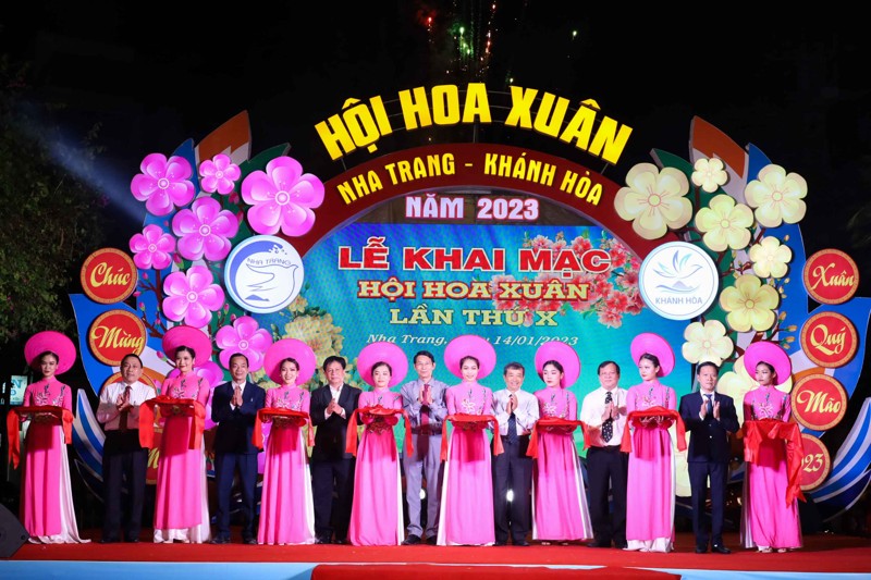 khanh hoa khai mac hoi hoa xuan nha trang 2023 hinh 1