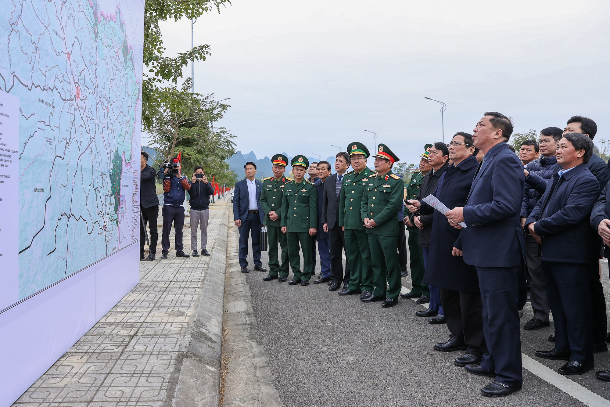 khu kinh te cua khau la dong luc phat trien moi cua tinh cao bang hinh 1