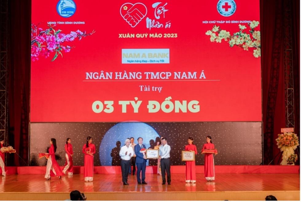 tet hanh phuc 2023 long nguoi van am tet hanh phuc den nhung nguoi co hoan canh kho khan hinh 3