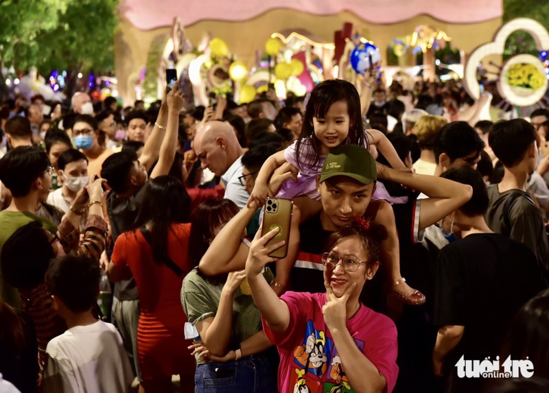 khai mac duong hoa nguyen hue tet quy mao hinh 5