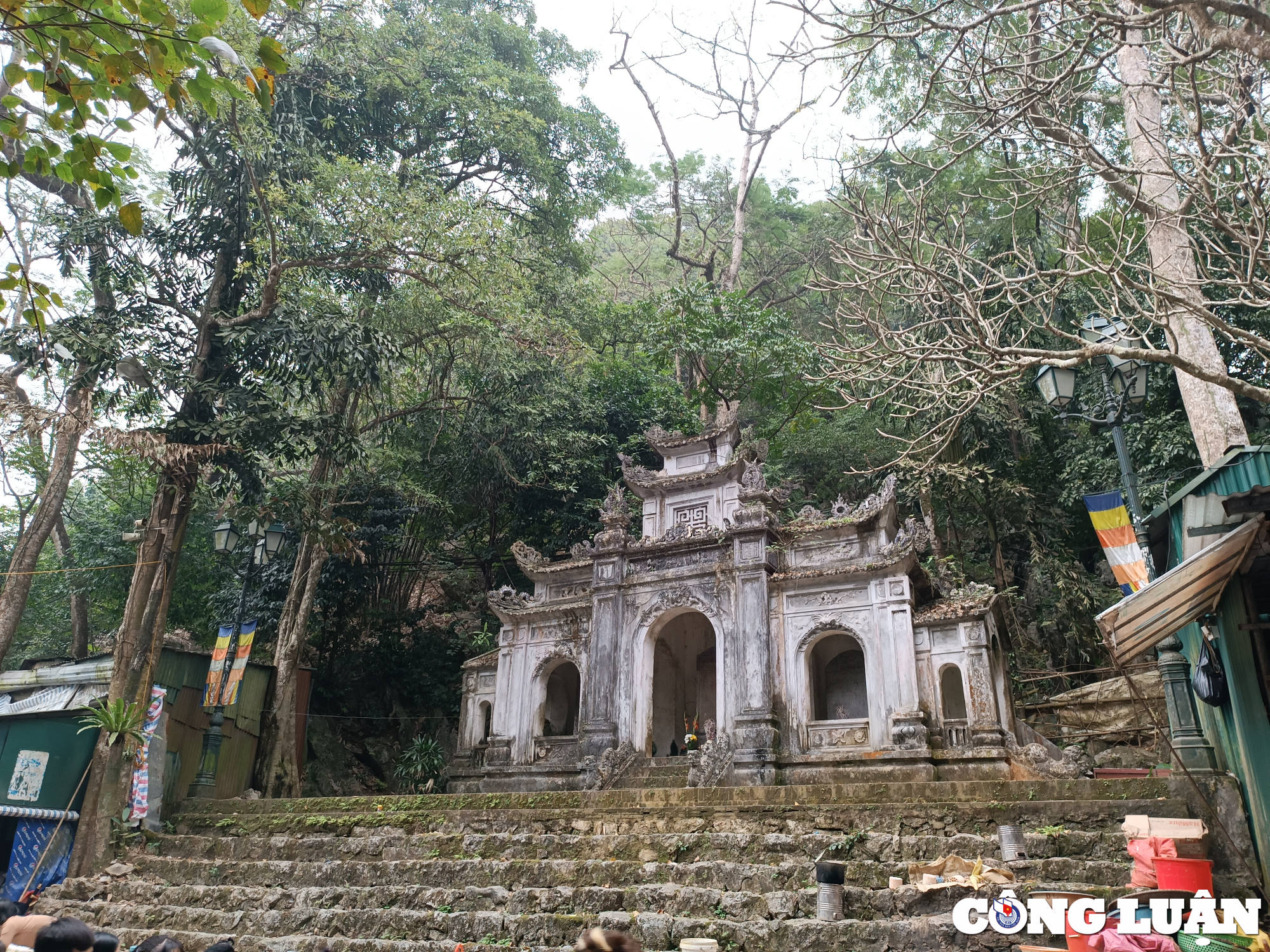 hang nghin nguoi du xuan le hoi chua huong trong ngay dau mo hoi hinh 21