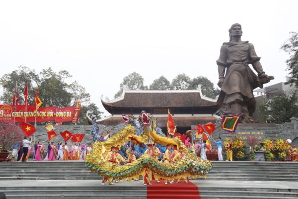 7 dia diem du xuan quanh trung tam thu do ha noi hinh 5