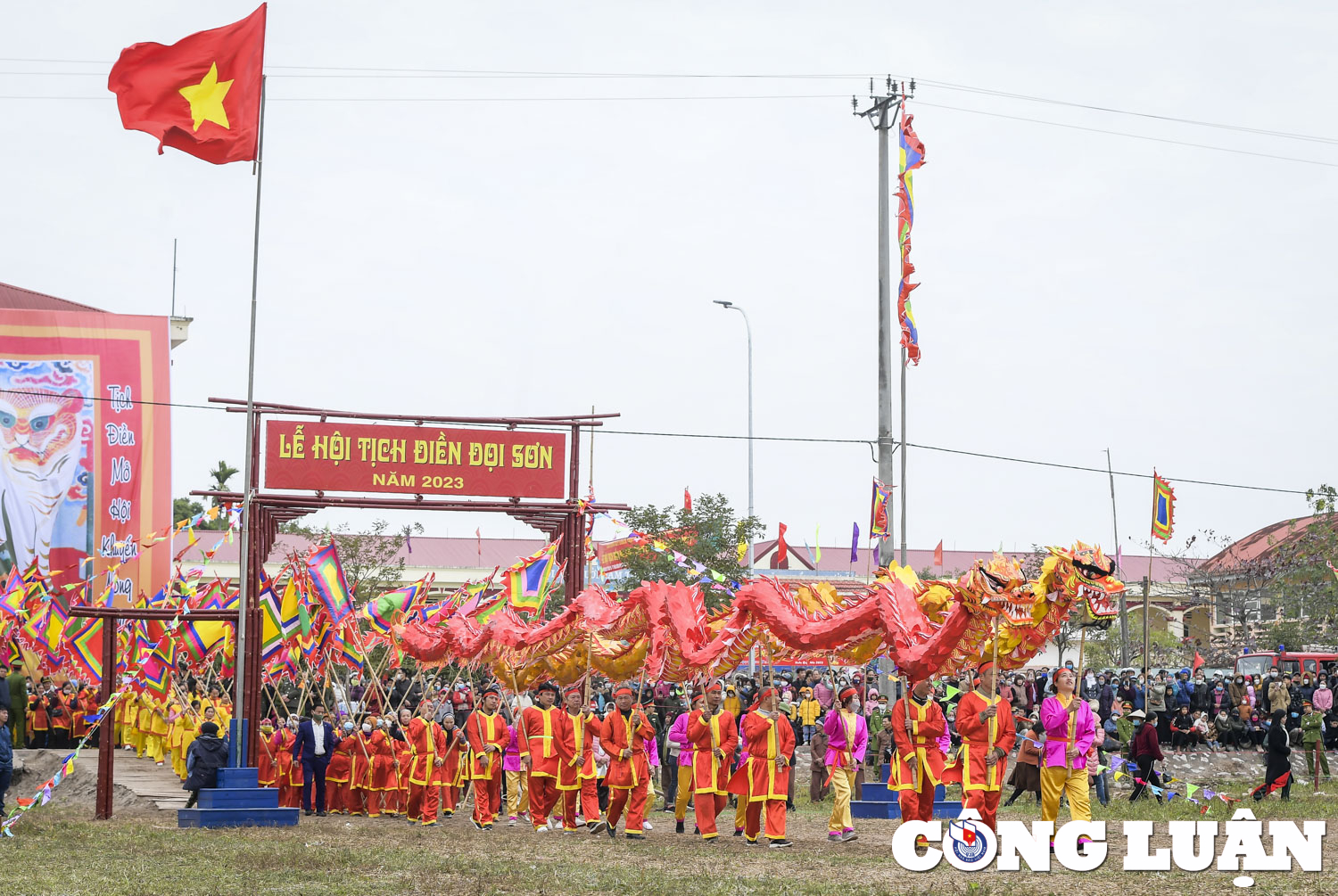 dau nam tai hien nghi le vua xuong ruong di cay tai le hoi tich dien doi son hinh 1