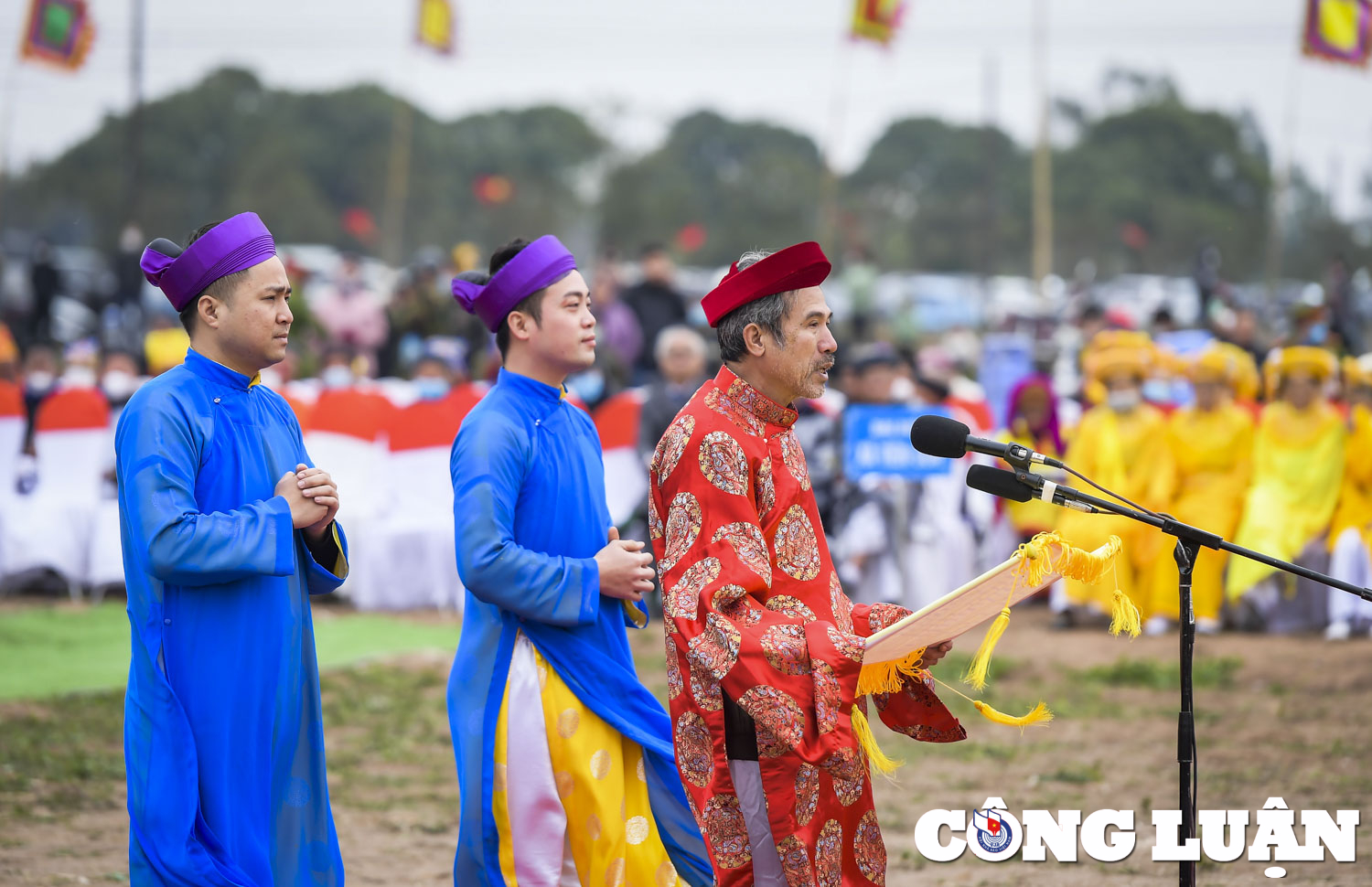 dau nam tai hien nghi le vua xuong ruong di cay tai le hoi tich dien doi son hinh 4