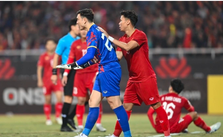 doi hinh tieu bieu aff cup 2022 goi ten 4 cau thu dt viet nam hinh 2