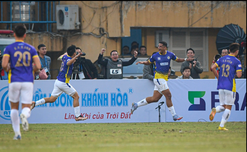 cau lac bo ha noi vo dich giai sieu cup quoc gia 2022 hinh 4