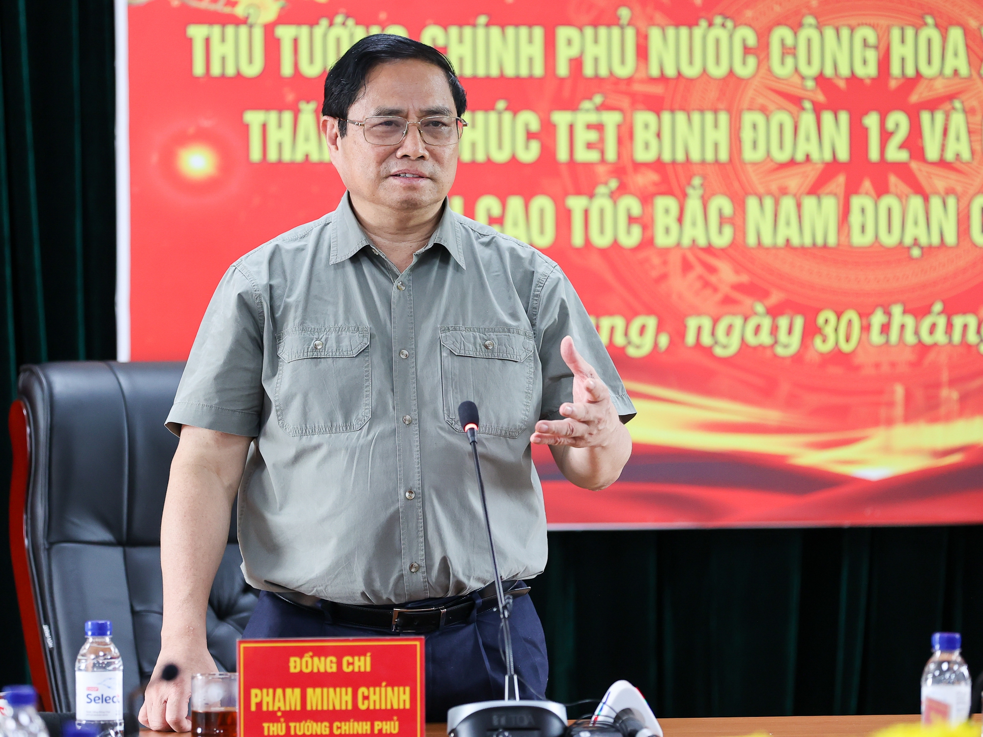 thu tuong pham minh chinh lua chon cong viec trong tam trong diem de lam dut diem hinh 4