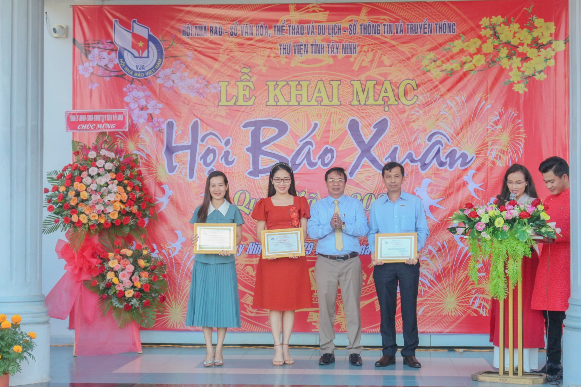 hoi nha bao tay ninh khai mac hoi bao xuan 2023 hinh 3