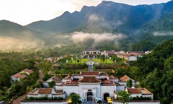 quang ninh phat trien du lich tren nen tang cac di san van hoa hinh 1