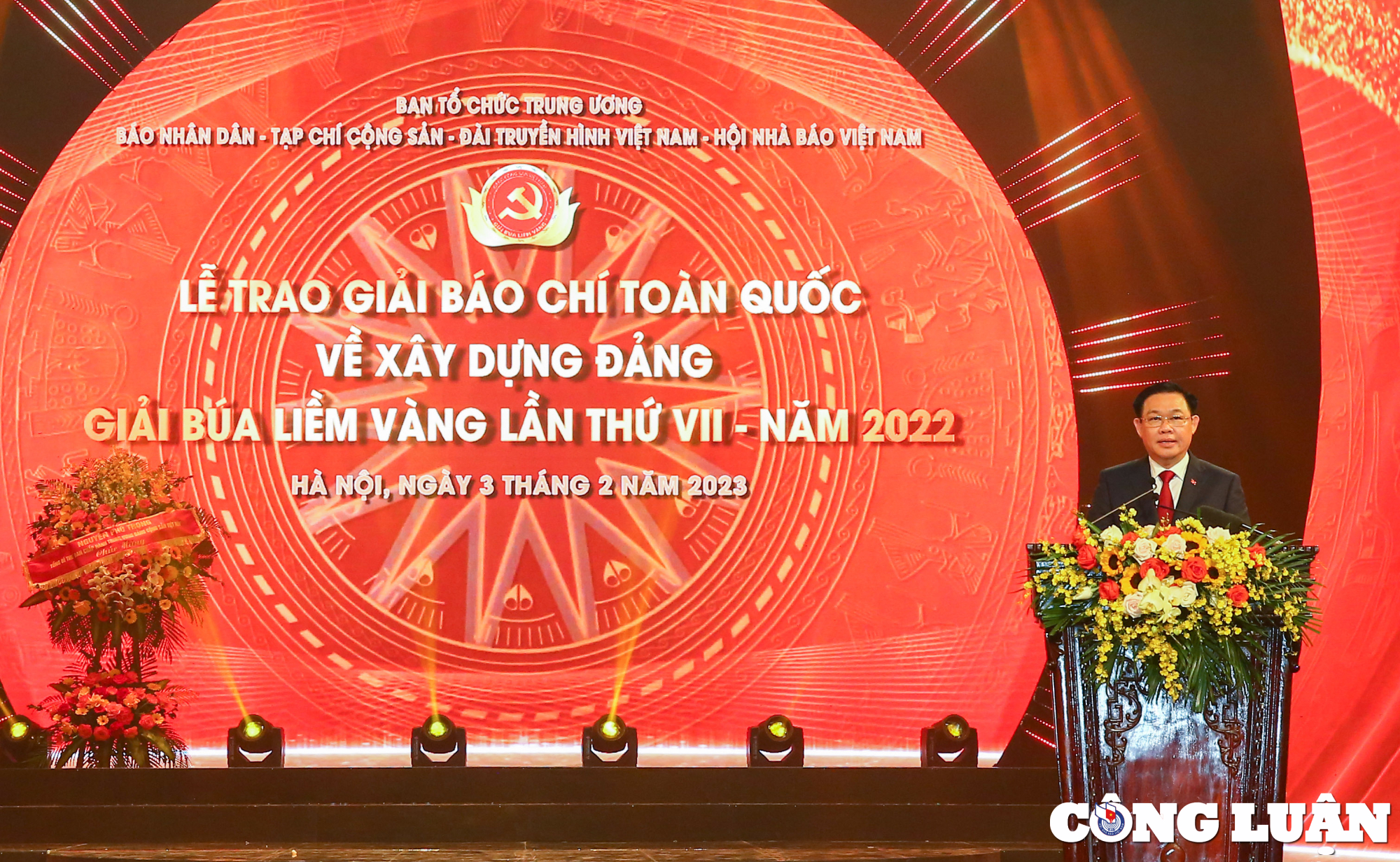 giai bao chi toan quoc ve xay dung dang lan thu vii ngay cang co suc hap dan va hieu ung lan toa hinh 1