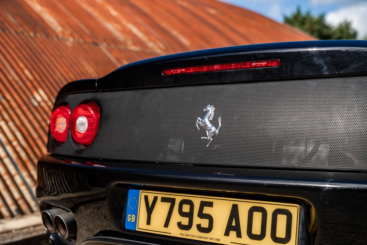 Siêu xe cộ Ferrari 360 Modena phiên bạn dạng limo vô cùng độc lần căn nhà mới
