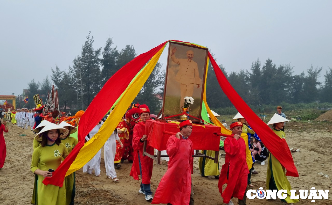 khoi phuc le hoi cau ngu cua ngu dan vung bien lang cam lam hinh 7