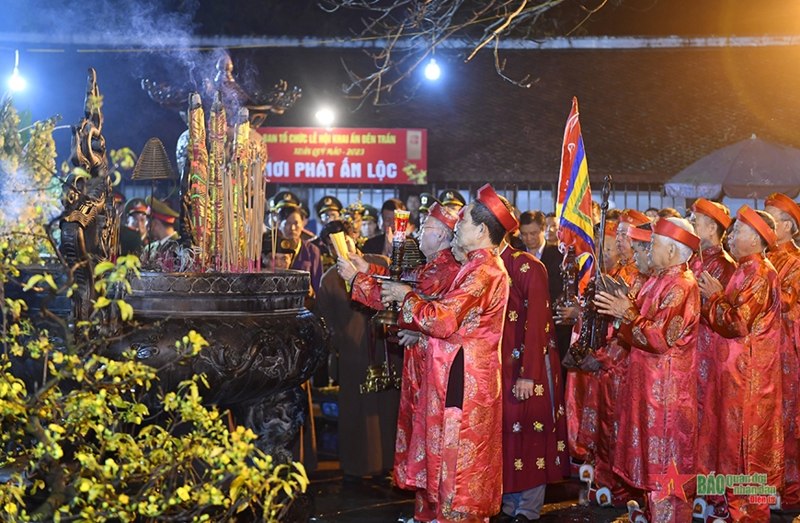 trang nghiem le khai an den tran xuan quy mao hinh 1