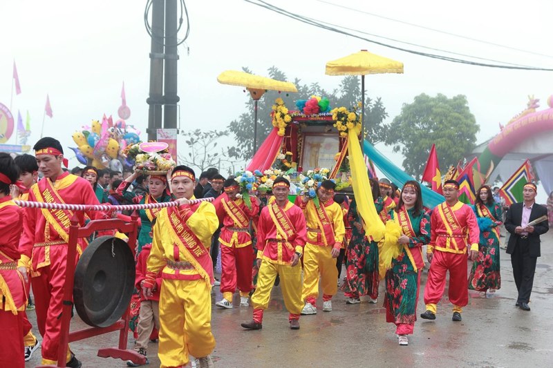 le hoi den van loc mo hang cac hoat dong van hoa  du lich cua tx cua lo hinh 2