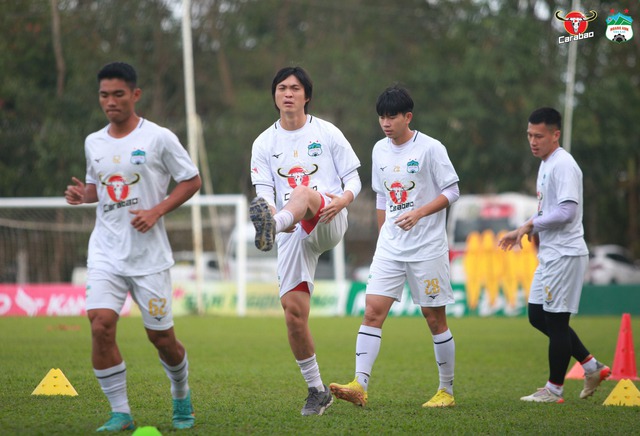 hoang anh gia lai chinh thuc khoi kien vpf ra toa hinh 3