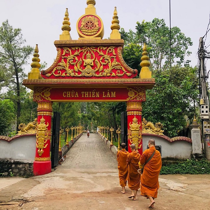 thua thien hue day manh phat trien du lich tam linh hinh 1