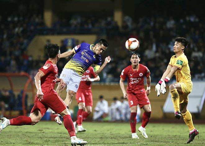 van quyet lap cu dup ha noi fc vuot qua cong an ha noi hinh 3