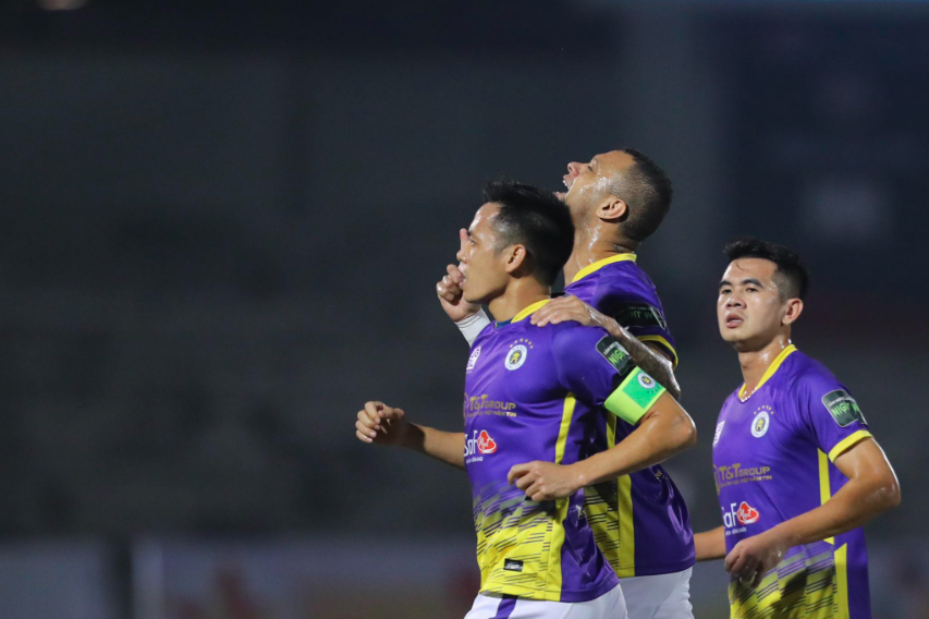 danh bai hong linh ha tinh ha noi fc len ngoi dau vleague 2023 hinh 3